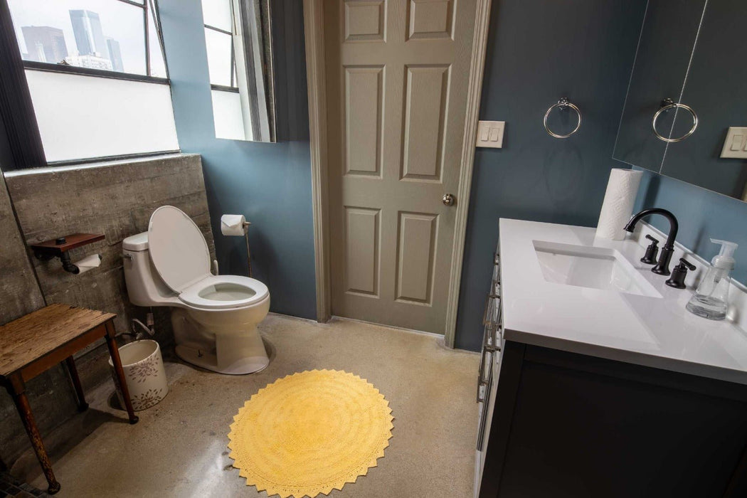 Apex Loft Studio - Bathroom The Apex Loft Studio | Apex Photo Studios Los Angeles