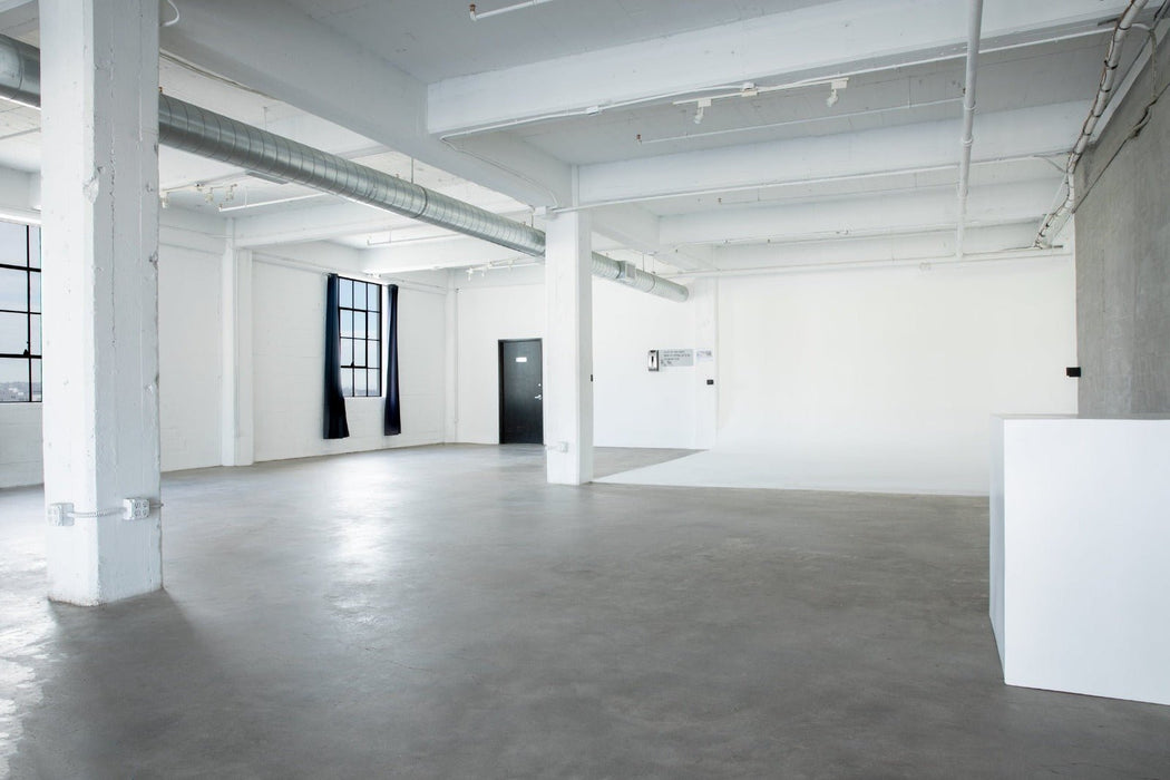 Studio E - Large Skyline CYC Studio | Apex Photo Studios Los Angeles