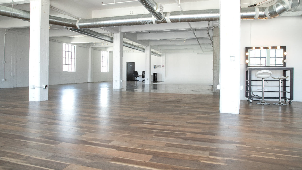 Large Photo Studio With Cyc Wall And Views Of Downtown Los Angeles Apex Studios
