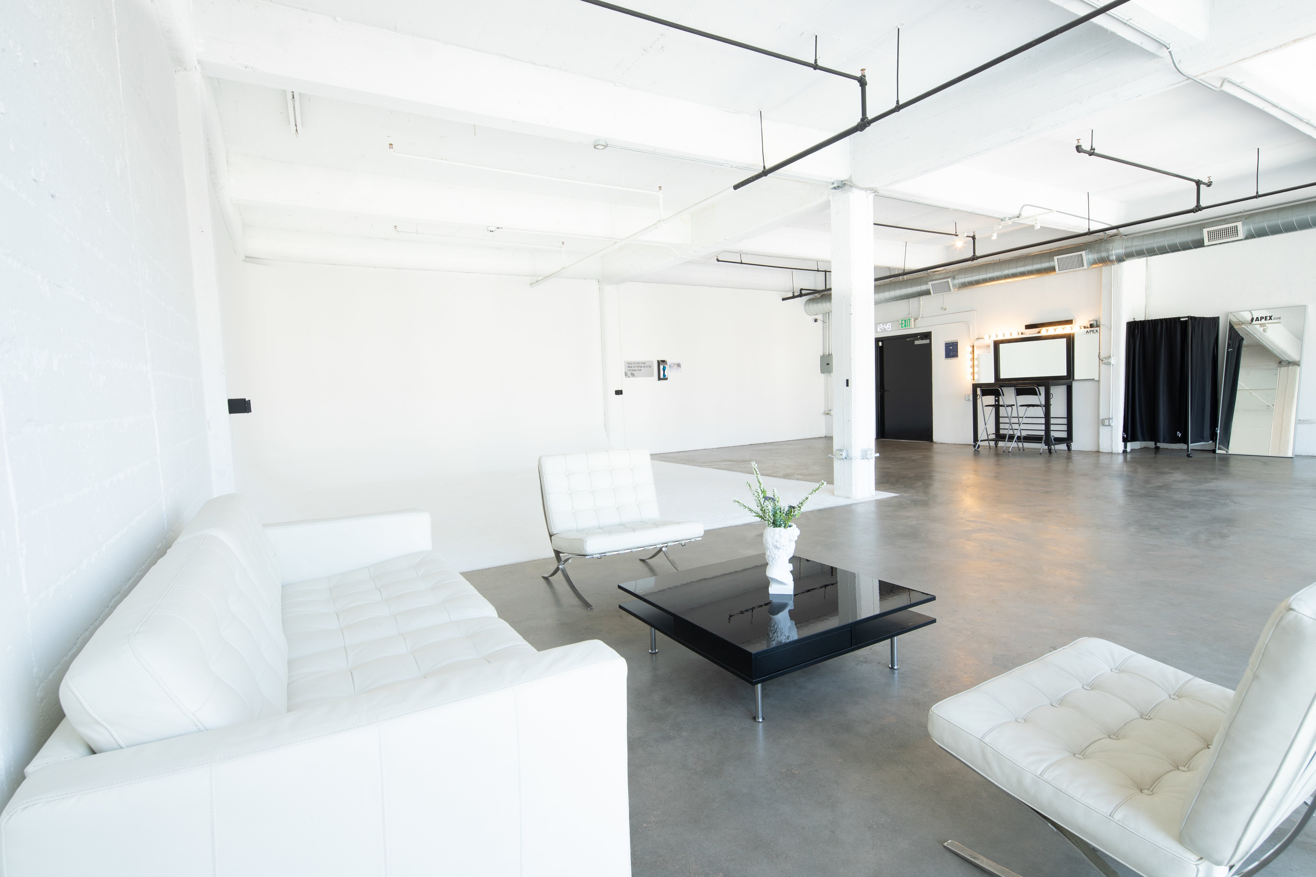 Image of Daylight Cyc Studio - Studio A at Apex Photo Studios. A photo studio located in downtown los angeles